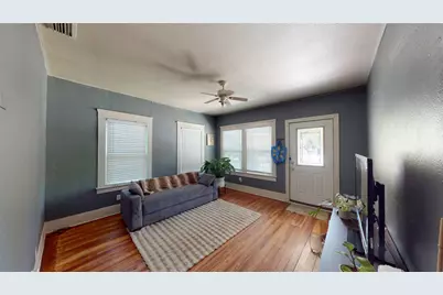 704 Cameron Avenue, Dallas, TX 75223 - Photo 4