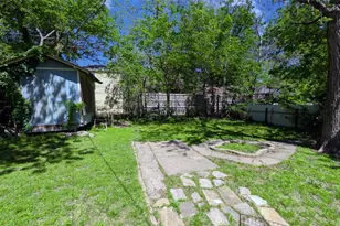 704 Cameron Ave, Dallas, TX 75223 - Photo 18