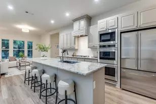 323 S Montclair Ave, Dallas, TX 75208 - Photo 4