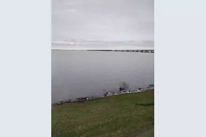 112 Harbor Drive #212, Runaway Bay, TX 76426 - Photo 10