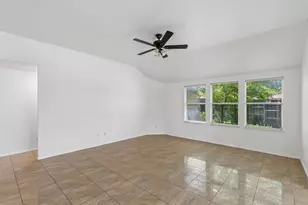 13887 Valley Ranch Rd, Fort Worth, TX 76262 - Photo 4