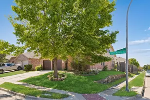 13887 Valley Ranch Rd, Fort Worth, TX 76262 - Photo 2