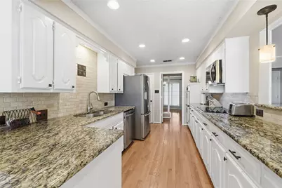 309 Willow Ridge Road, Fort Worth, TX 76103 - Photo 16