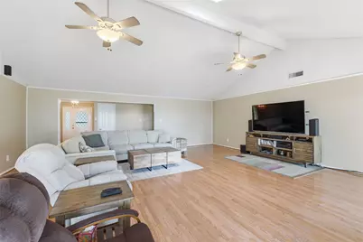 309 Willow Ridge Road, Fort Worth, TX 76103 - Photo 12