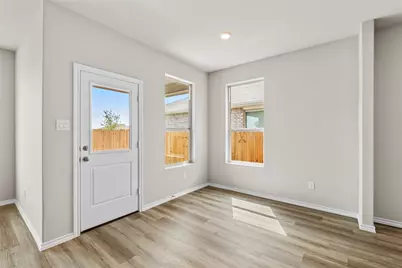 9729 McClane Farm Drive, Fort Worth, TX 76036 - Photo 6