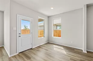 9729 McClane Farm Dr, Fort Worth, TX 76036 - Photo 6