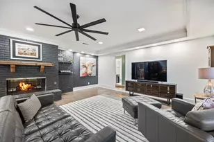 2825 Prairie Creek Dr, Plano, TX 75075 - Photo 8