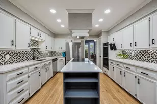 2825 Prairie Creek Dr, Plano, TX 75075 - Photo 16