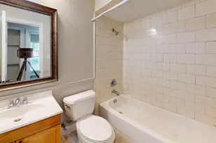 810 Pleasant Hills Dr, Dallas, TX 75217 - Photo 10