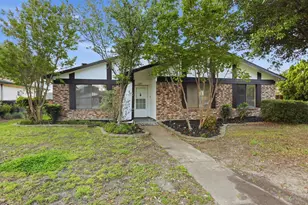 2204 Ridgedale Dr, Carrollton, TX 75006 - Photo 1