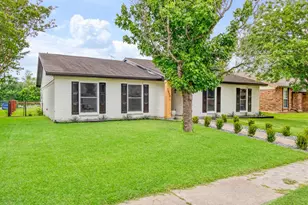 2430 Cedar Elm Ln, Garland, TX 75043 - Photo 4