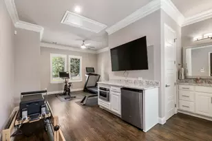 1245 Blue Lake Blvd, Arlington, TX 76005 - Photo 14