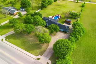 1017 S Nolan River Rd, Cleburne, TX 76033 - Photo 36