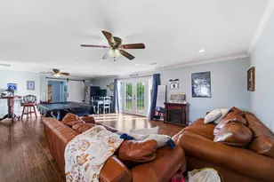 1017 S Nolan River Rd, Cleburne, TX 76033 - Photo 18