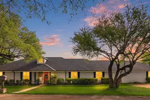 1017 S Nolan River Rd, Cleburne, TX 76033 - Photo 4