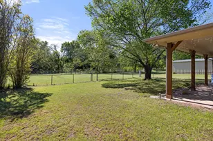 309 Willow Creek Ln, Springtown, TX 76082 - Photo 18