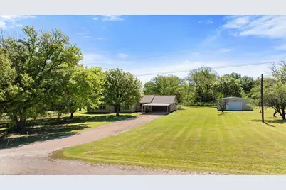 309 Willow Creek Lane, Springtown, TX 76082 - Photo 4