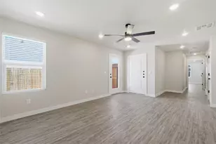 3026 Glennster St, Abilene, TX 79606 - Photo 4