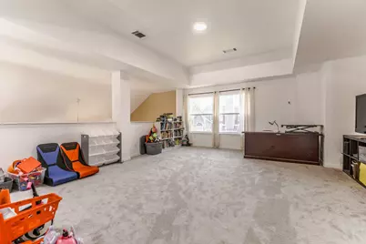 611 Laura Lane, Grand Prairie, TX 75052 - Photo 16