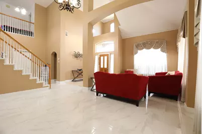 611 Laura Lane, Grand Prairie, TX 75052 - Photo 8