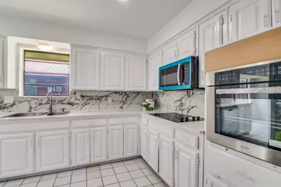 414 Willowcrest Drive, Garland, TX 75040 - Photo 10