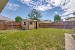 414 Willowcrest Dr, Garland, TX 75040 - Photo 24