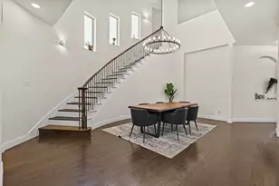 417 Burberry, Grand Prairie, TX 75052 - Photo 2