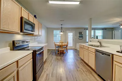 1305 Highcrest Drive, Burleson, TX 76028 - Photo 2