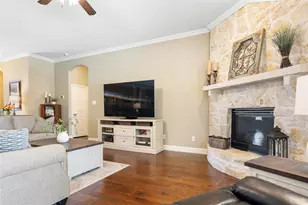 9748 Crown Ridge Dr, Frisco, TX 75035 - Photo 6