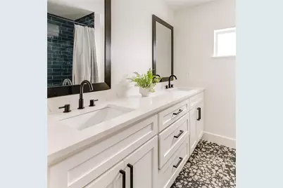 3611 Marsh Lane Place, Dallas, TX 75220 - Photo 20