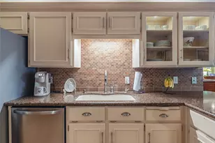 7732 Aubrey Ln, North Richland Hills, TX 76182 - Photo 8