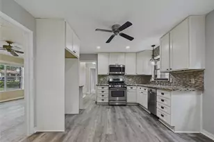 2310 Ridgewood St, Irving, TX 75062 - Photo 2