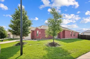 900 Sapphire Dr, Princeton, TX 75407 - Photo 2