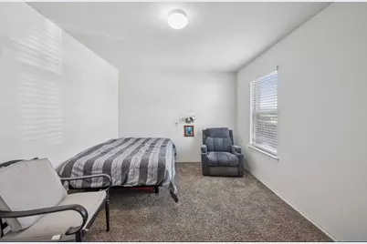 900 Sapphire Drive, Princeton, TX 75407 - Photo 12