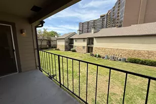 5300 Keller Springs Rd, Dallas, TX 75248 - Photo 18