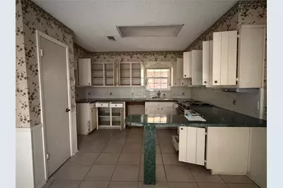 2904 Steve Drive, Hurst, TX 76054 - Photo 8