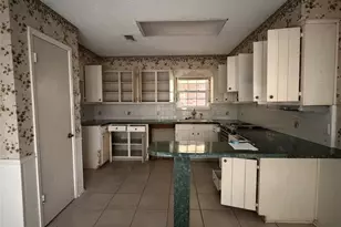 2904 Steve Dr, Hurst, TX 76054 - Photo 8