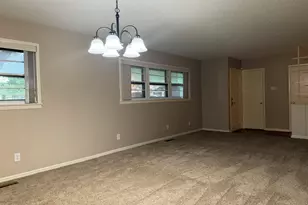 126 Sanders Pl, Irving, TX 75062 - Photo 6
