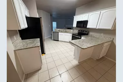 9705 Hedge Bell Drive, McKinney, TX 75072 - Photo 4