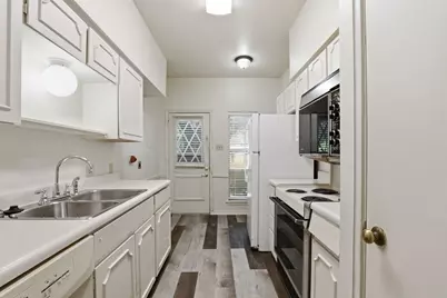 4320 Bellaire Drive S #131W, Fort Worth, TX 76109 - Photo 12