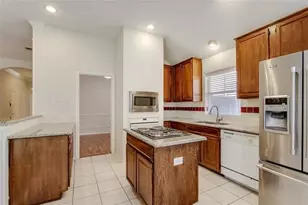 9312 Ponderosa Trail, Irving, TX 75063 - Photo 12