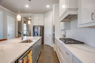 2001 Kati Jane Ln, Midlothian, TX 76065 - Photo 6