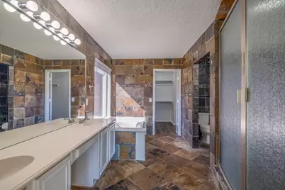 322 Thousand Oaks Drive, Lake Dallas, TX 75065 - Photo 24