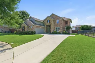 9729 Furman Ct, Fort Worth, TX 76244 - Photo 4