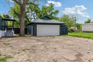 211 Kickapoo Trail, Weatherford, TX 76087 - Photo 32