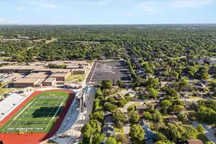 3721 French Wood Dr, Arlington, TX 76016 - Photo 32