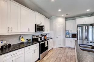 1408 Eagle Nest Dr, Pelican Bay, TX 76020 - Photo 12