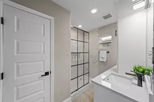 1503 E Lakeview Dr, Dallas, TX 75216 - Photo 20