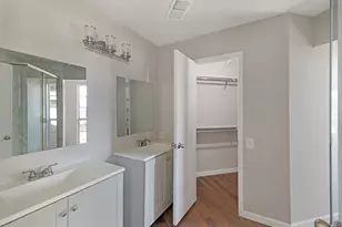 1019 Danforth Ct, Arlington, TX 76017 - Photo 22