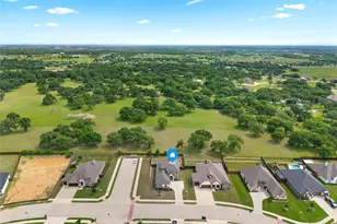 2501 Bunker Hill Dr, Burleson, TX 76028 - Photo 2
